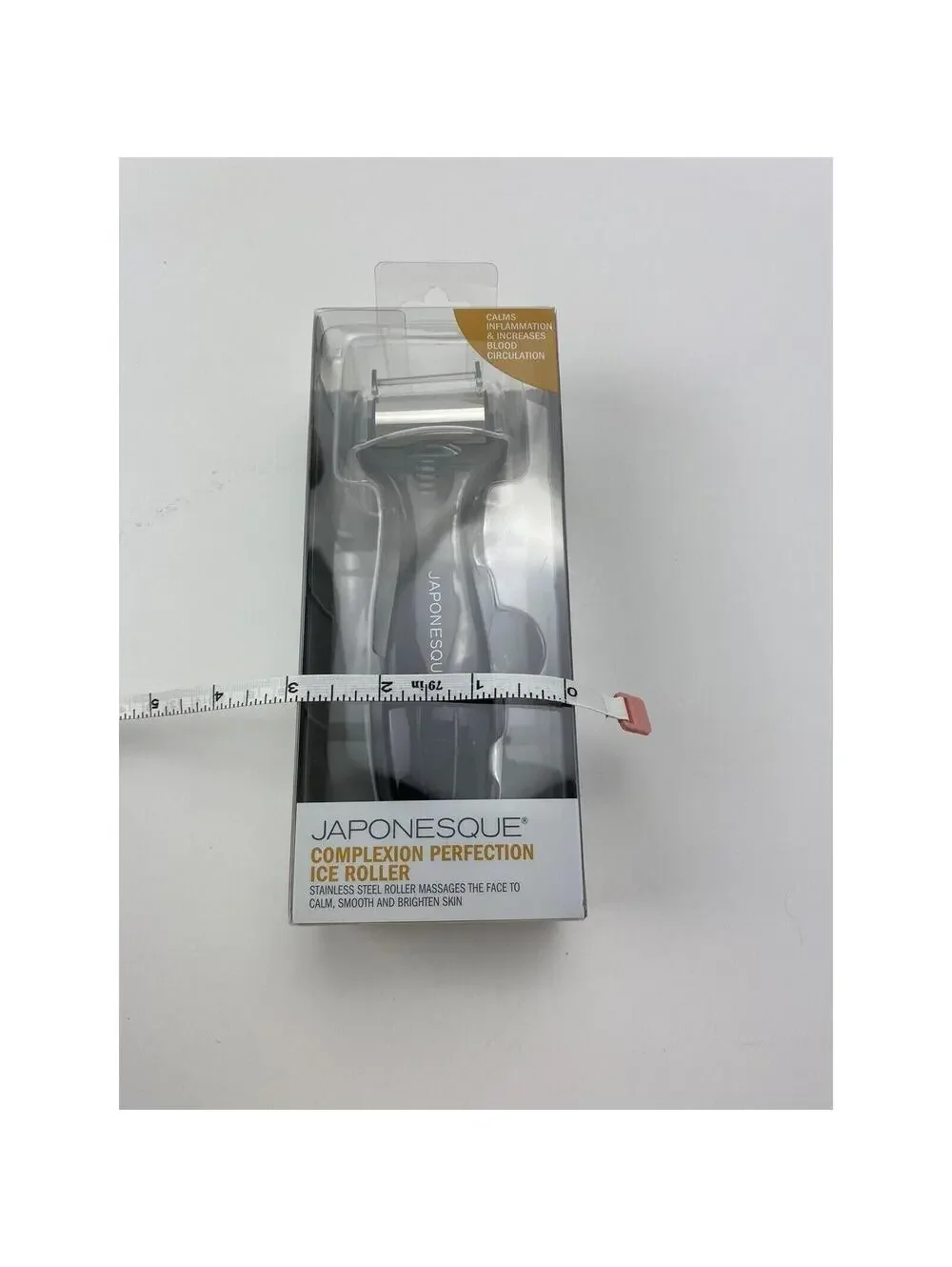 Ice Roller for Face and Eyes Calms Inflammation and Helps Blood Circulation New